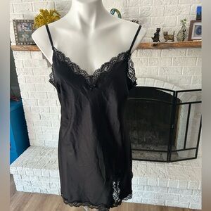 Victoria’s Secret Y2K Silver Tag Black Satin Chemise Nightgown With Lace